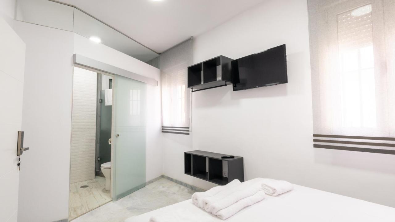 Guesthouse Room & Studio Seville La Flamenka Экстерьер фото